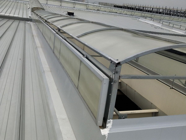 側(cè)開型電動采光排煙天窗