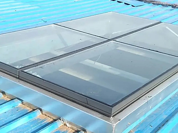 通風采光天窗