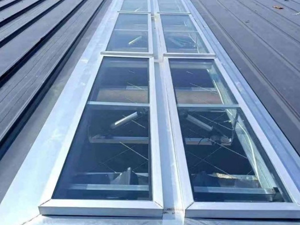 一字型通風天窗